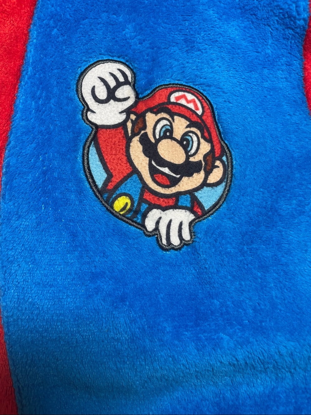 Nintendo Super Mario Hooded Robe - Red & Blue - Picture 5 of 11